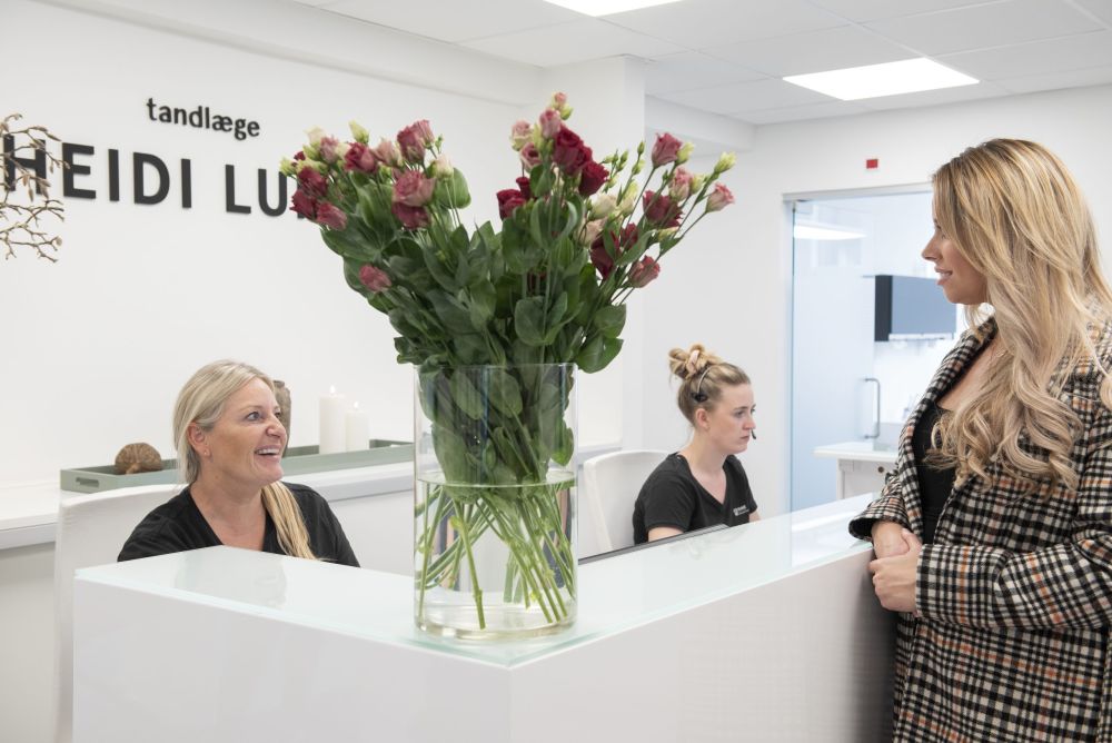Få et hvidere og smukkere smil hos Tandlæge Heidi Lund